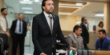 Deputado Thiago Abrahim apresenta projeto que estabelece penalidades para atos de violência em eventos esportivos no Amazonas