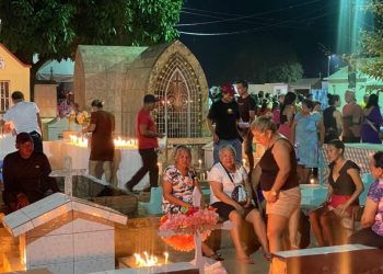 Prefeitura de Itacoatiara garante estrutura e movimenta a economia com mais de 10 mil visitas ao Cemitério Municipal no Dia de Finados