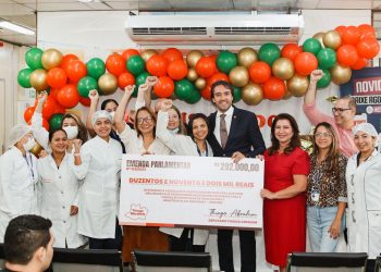 Deputado Thiago Abrahim é homenageado pelo Hemoam por emenda que garante tecnologia inédita na triagem de doadores