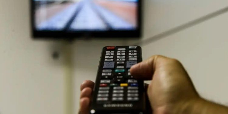 Câmara conclui votação de projeto sobre streaming; texto vai ao Senado