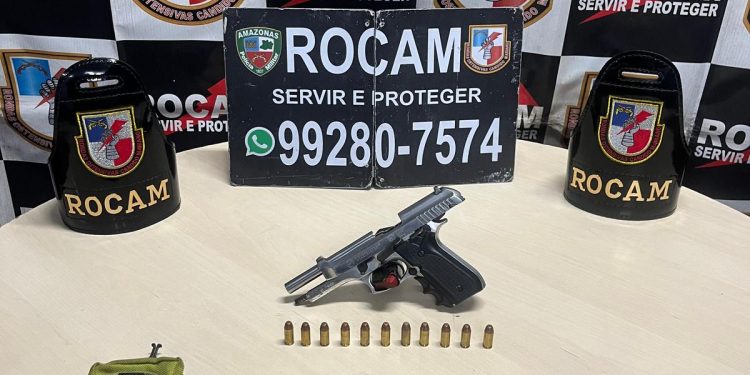 Rocam recupera pistola da PM em tiroteio com traficantes