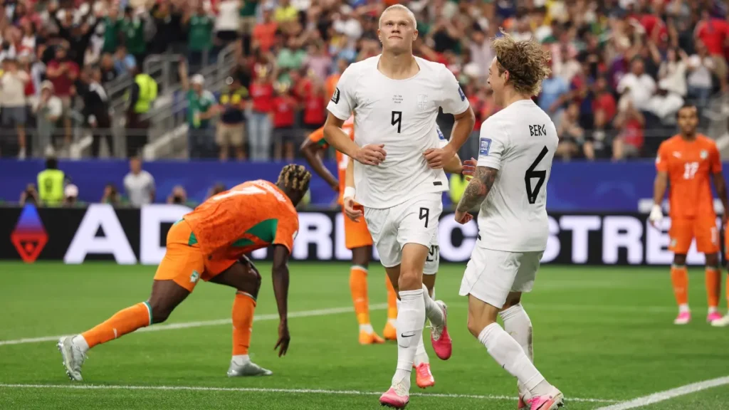 Noruega vence e enfrenta Brasil nas oitavas da Copa