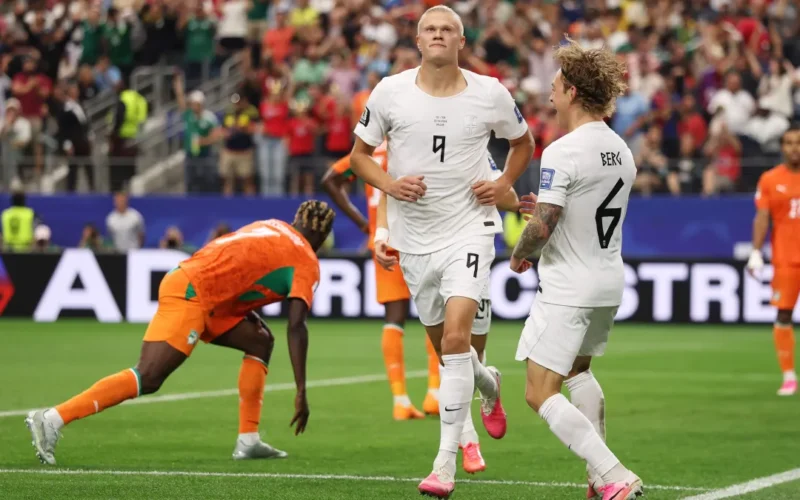 Noruega vence e enfrenta Brasil nas oitavas da Copa