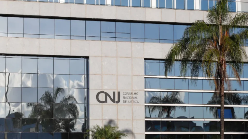 CNJ cria comissão para revisar salários e teto da magistratura