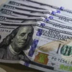 Dólar sobe com tensão no Oriente Médio e fecha a R$ 5,17