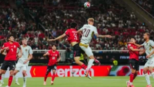 Coreia do Sul vira nos acréscimos e estreia com vitória na Copa