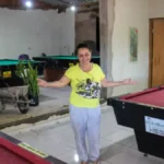 Cozinheira vende carro para montar bar e trabalha até as 2h