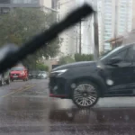 Chuva forte atinge Campo Grande após alerta de tempo instável
