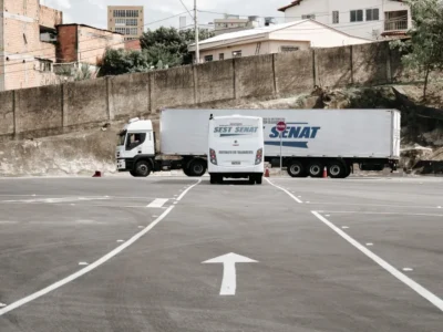 SEST SENAT: Como o transporte impulsiona vidas e o Brasil