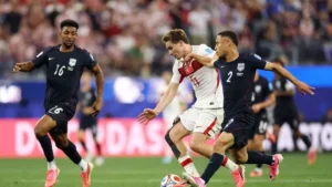 Turquia vence EUA, mas é eliminada na Copa