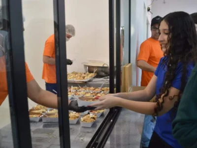 IFMS inaugura refeitório e corta custo da merenda de R$11 para R$6