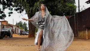Mel Dias lança clipe "Deusa da Favela" gravado no Dom Antônio