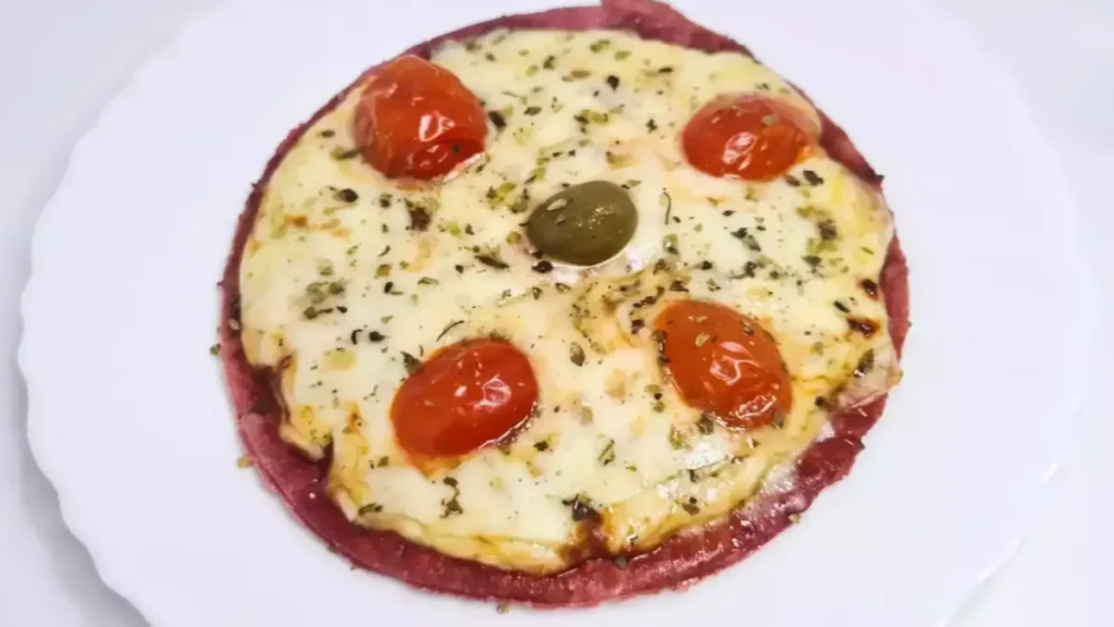Pizza de beterraba: massa vibrante e nutritiva