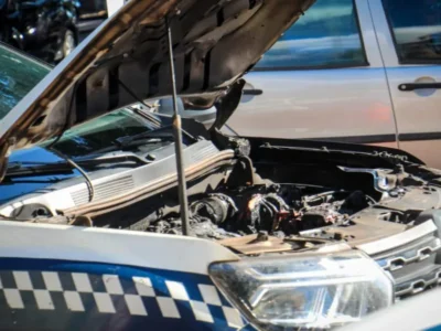 Viatura da PM pega fogo na Avenida Afonso Pena em Campo Grande