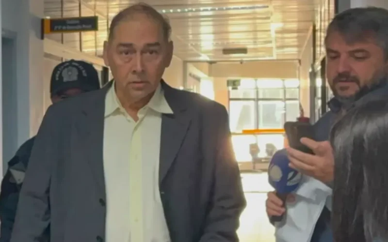 Ex-prefeito Alcides Bernal passa mal e é internado após negativa do STJ