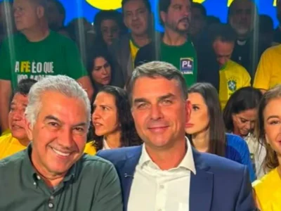 PL oficializa Flávio Bolsonaro à Presidência em convenção
