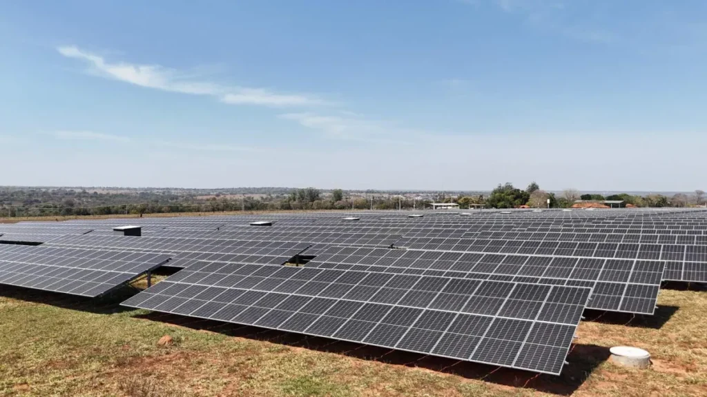Energia solar por assinatura reduz conta de luz em até 30% no MS
