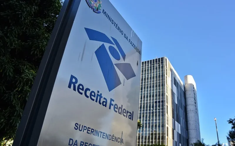 Receita adia cronograma da reforma tributária para parte das notas fiscais
