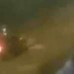 Dupla atira contra portão de casa em Paranaíba; câmeras flagraram
