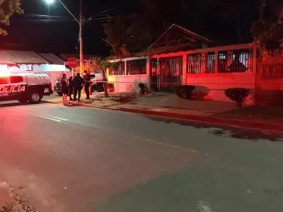 Homem morto e outro baleado na cabeça em ataques em Coxim